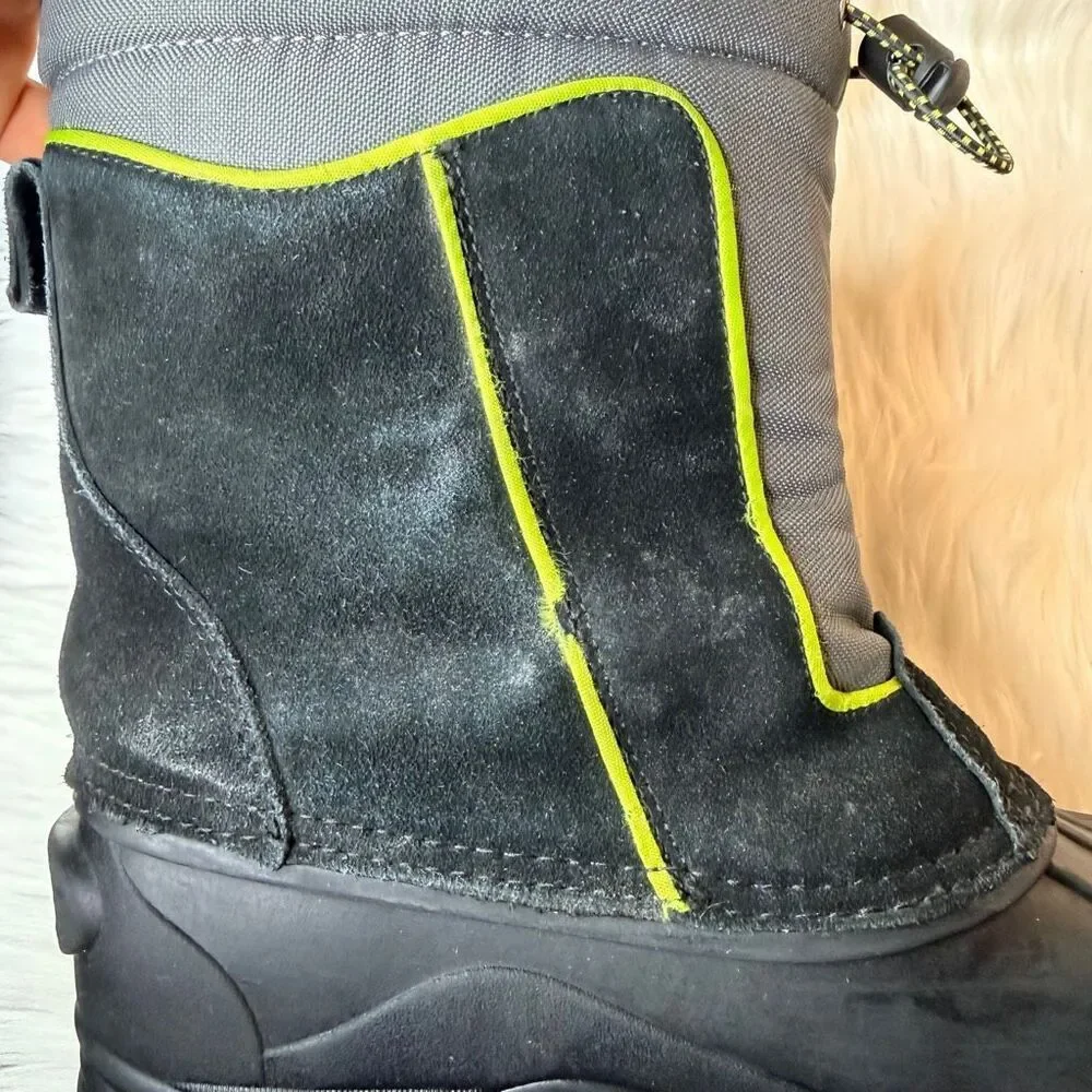 TOTES Big Kids Black Leather Duck Winter Snow Boots Size 6